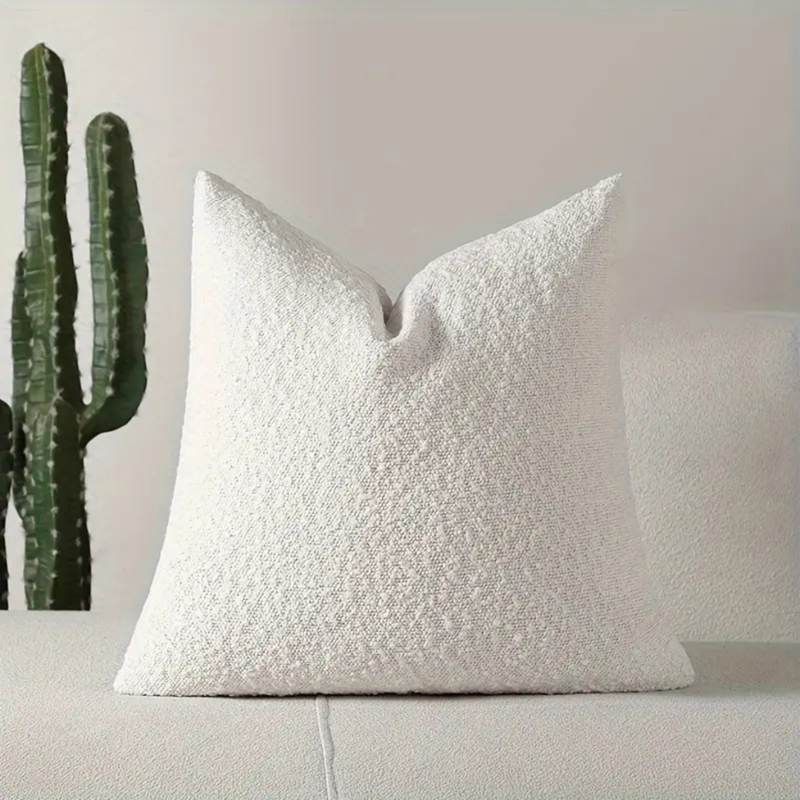 Kit 2 Capas de Almofada Bouclé Premium com Zíper Invisível 45cm x 45cm Toque Extra Macio